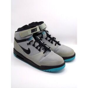 Nike Air Revolution size 11 599462-002 Air Yeezy Donors